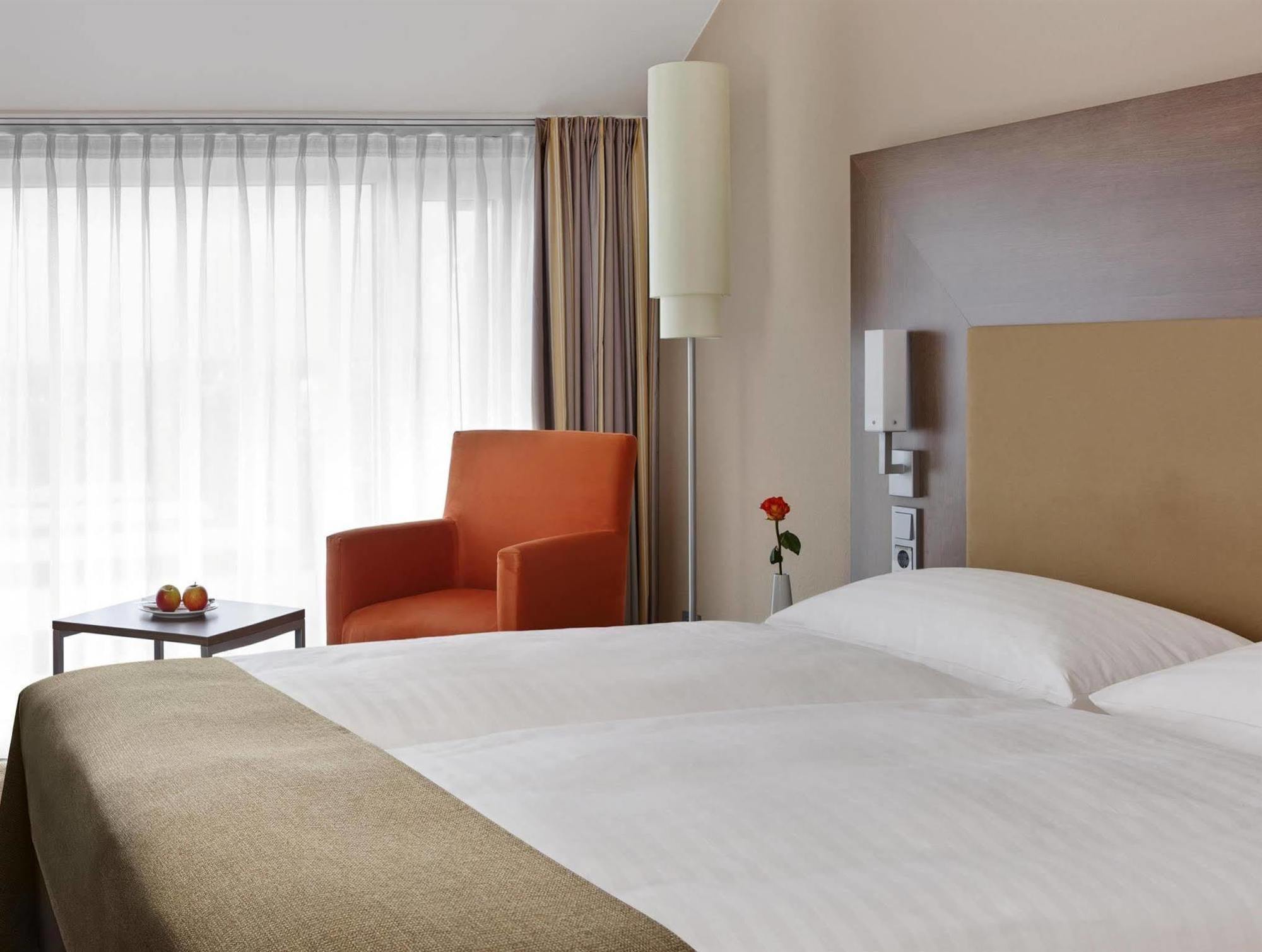 Intercityhotel Darmstadt Eksteriør bilde