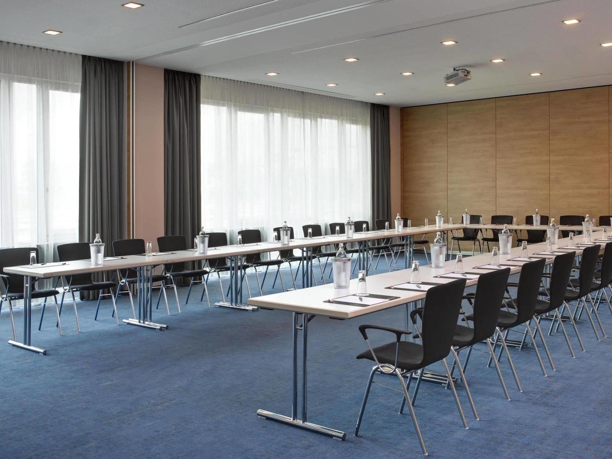 Intercityhotel Darmstadt Eksteriør bilde
